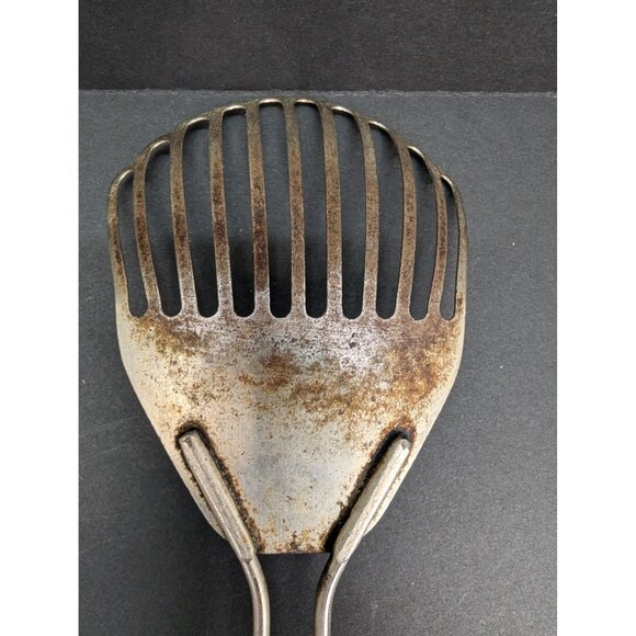 Vintage Chief Metal Kitchen Utensil 3 1/2" x 10 1/2" Made in USA - Picture 5 of 6